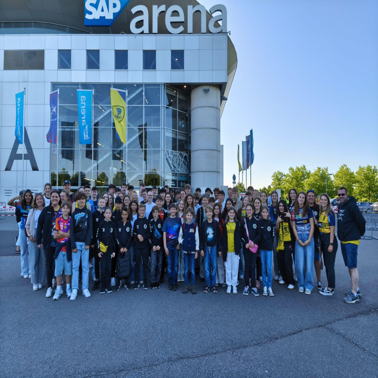 Handballnachwuchs auf Tour – Besuch bei den Rhein-Neckar Löwen